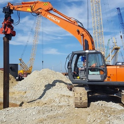Вибропогружатель с верхним захватом на базе Hitachi 300